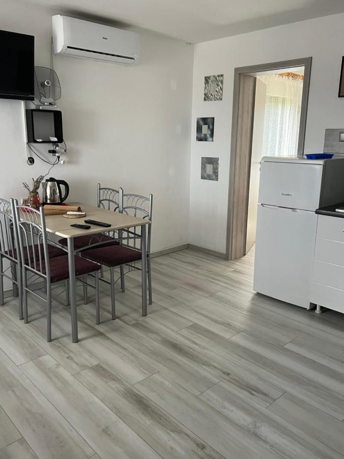Apartments Linic 닌 외부 사진